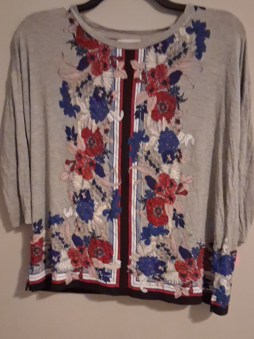Liz Claiborne Gray Floral Stripe Front Blouse with Red & Blue Accents